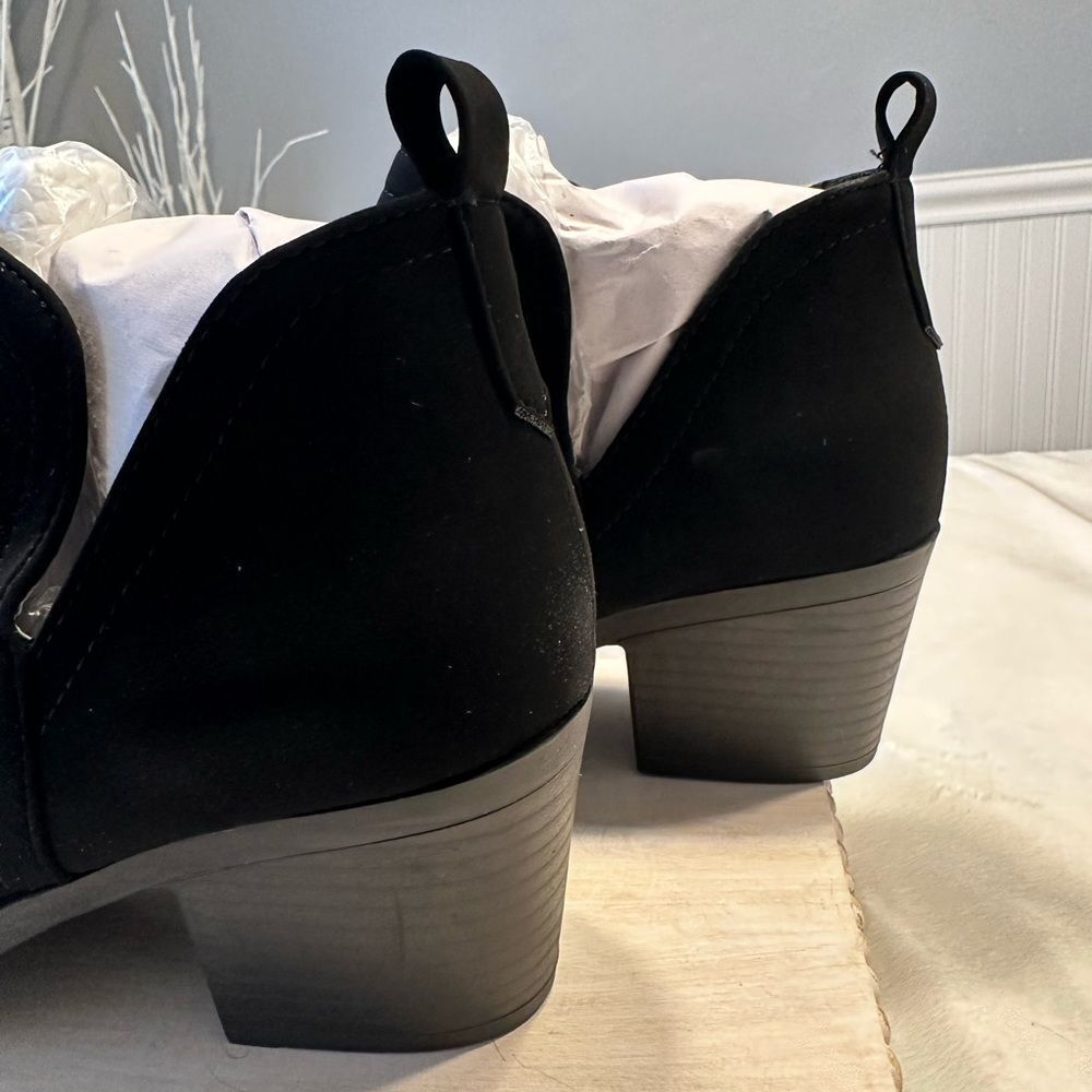 TOP Moda Rager Suede Bootie - Picture 4 of 6